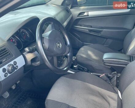 Синій Опель Астра, об'ємом двигуна 1.3 л та пробігом 248 тис. км за 3750 $, фото 7 на Automoto.ua