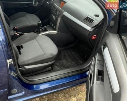 Синий Опель Астра, объемом двигателя 1.91 л и пробегом 390 тыс. км за 4300 $, фото 29 на Automoto.ua