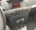 Синий Опель Астра, объемом двигателя 1.7 л и пробегом 300 тыс. км за 1750 $, фото 12 на Automoto.ua