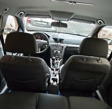 Синій Опель Астра, об'ємом двигуна 1.9 л та пробігом 226 тис. км за 4700 $, фото 11 на Automoto.ua