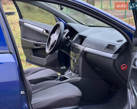 Синий Опель Астра, объемом двигателя 1.6 л и пробегом 286 тыс. км за 4500 $, фото 21 на Automoto.ua