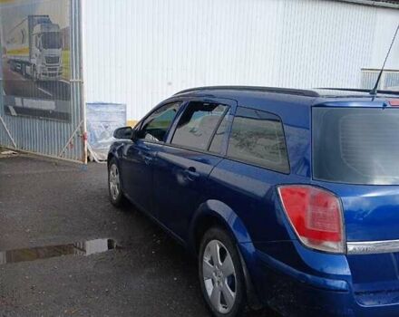 Синий Опель Астра, объемом двигателя 1.7 л и пробегом 246 тыс. км за 3750 $, фото 4 на Automoto.ua