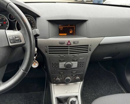 Синий Опель Астра, объемом двигателя 1.6 л и пробегом 190 тыс. км за 5900 $, фото 10 на Automoto.ua