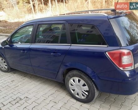 Синий Опель Астра, объемом двигателя 1.25 л и пробегом 298 тыс. км за 5100 $, фото 6 на Automoto.ua