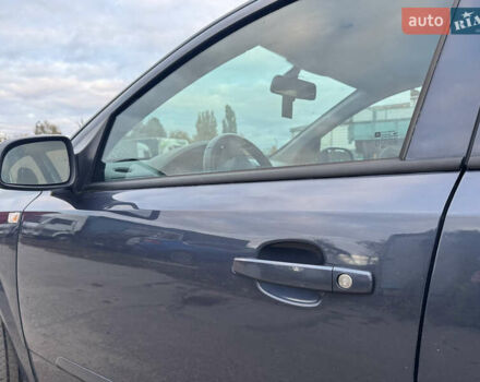 Синий Опель Астра, объемом двигателя 1.6 л и пробегом 260 тыс. км за 5750 $, фото 17 на Automoto.ua