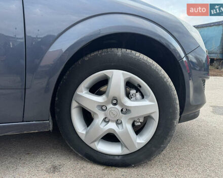 Синий Опель Астра, объемом двигателя 1.6 л и пробегом 260 тыс. км за 5750 $, фото 50 на Automoto.ua