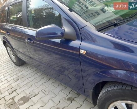 Синий Опель Астра, объемом двигателя 1.25 л и пробегом 298 тыс. км за 5100 $, фото 2 на Automoto.ua