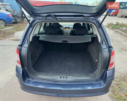 Синий Опель Астра, объемом двигателя 1.6 л и пробегом 260 тыс. км за 5750 $, фото 33 на Automoto.ua