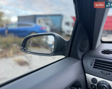 Синий Опель Астра, объемом двигателя 1.6 л и пробегом 260 тыс. км за 5750 $, фото 24 на Automoto.ua