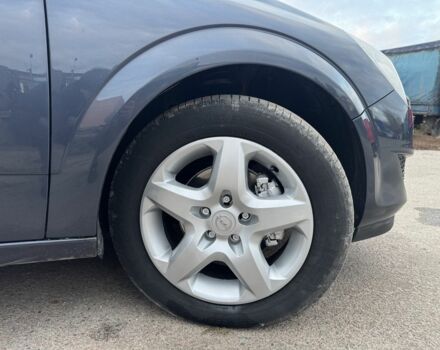 Синий Опель Астра, объемом двигателя 1.6 л и пробегом 260 тыс. км за 5500 $, фото 7 на Automoto.ua