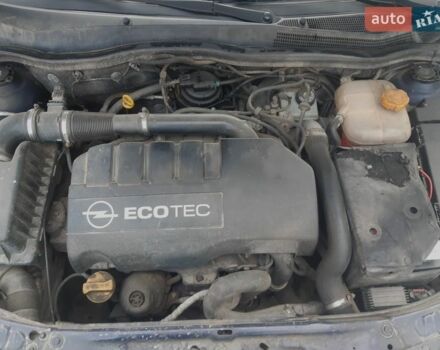 Синий Опель Астра, объемом двигателя 1.25 л и пробегом 298 тыс. км за 5100 $, фото 11 на Automoto.ua