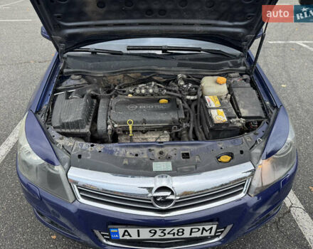 Синий Опель Астра, объемом двигателя 1.6 л и пробегом 304 тыс. км за 5400 $, фото 59 на Automoto.ua