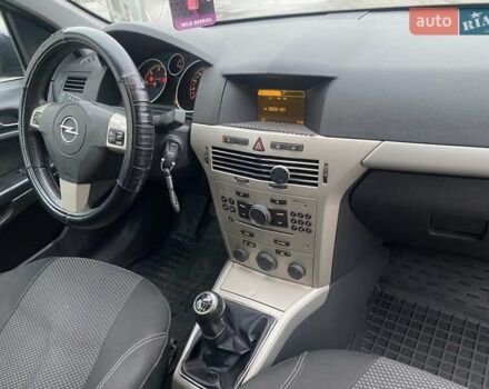 Синій Опель Астра, об'ємом двигуна 1.91 л та пробігом 244 тис. км за 4444 $, фото 18 на Automoto.ua