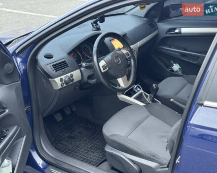 Синий Опель Астра, объемом двигателя 1.6 л и пробегом 304 тыс. км за 5400 $, фото 56 на Automoto.ua