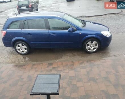 Синий Опель Астра, объемом двигателя 1.7 л и пробегом 280 тыс. км за 4999 $, фото 2 на Automoto.ua