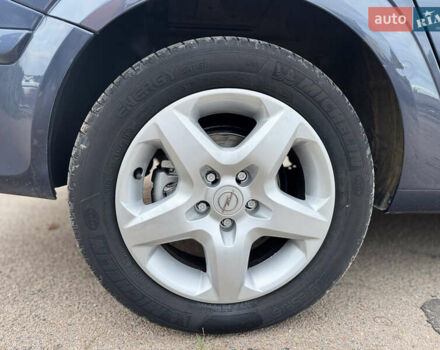 Синий Опель Астра, объемом двигателя 1.6 л и пробегом 260 тыс. км за 5750 $, фото 51 на Automoto.ua