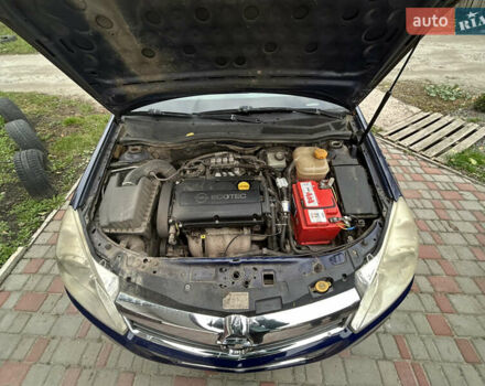 Синий Опель Астра, объемом двигателя 1.6 л и пробегом 343 тыс. км за 4500 $, фото 1 на Automoto.ua