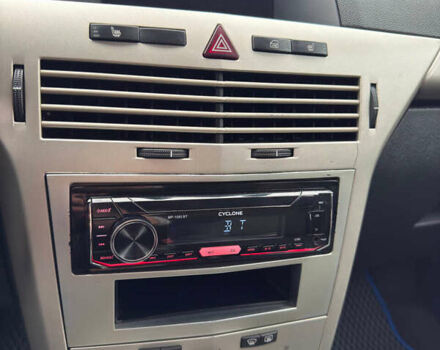 Синій Опель Астра, об'ємом двигуна 1.69 л та пробігом 274 тис. км за 5900 $, фото 20 на Automoto.ua