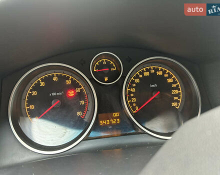 Синий Опель Астра, объемом двигателя 1.6 л и пробегом 343 тыс. км за 4500 $, фото 4 на Automoto.ua