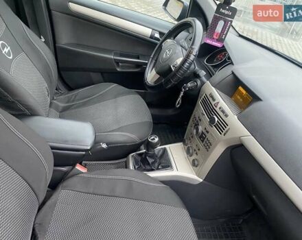 Синій Опель Астра, об'ємом двигуна 1.91 л та пробігом 244 тис. км за 4444 $, фото 22 на Automoto.ua