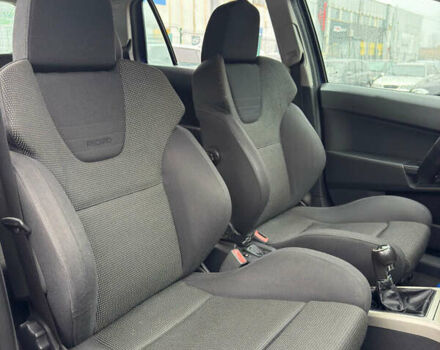 Синій Опель Астра, об'ємом двигуна 1.69 л та пробігом 274 тис. км за 5900 $, фото 31 на Automoto.ua