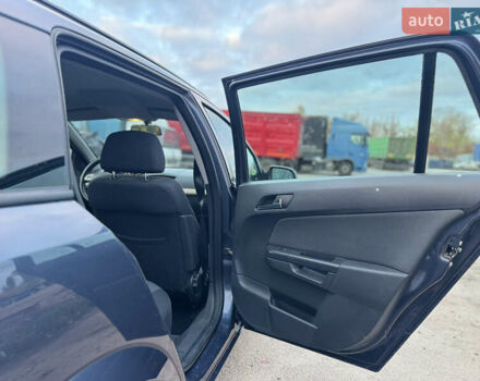 Синий Опель Астра, объемом двигателя 1.6 л и пробегом 260 тыс. км за 5750 $, фото 38 на Automoto.ua