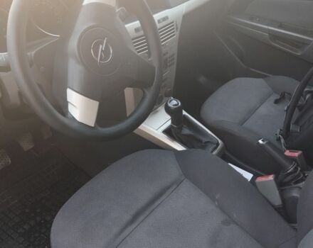 Синий Опель Астра, объемом двигателя 1.6 л и пробегом 338 тыс. км за 5300 $, фото 5 на Automoto.ua