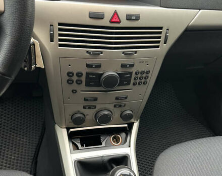 Синій Опель Астра, об'ємом двигуна 1.6 л та пробігом 241 тис. км за 4750 $, фото 16 на Automoto.ua