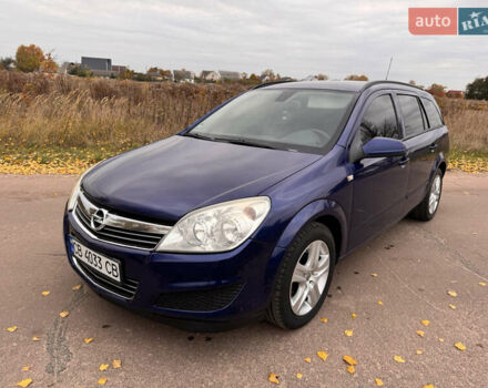 Синий Опель Астра, объемом двигателя 1.69 л и пробегом 354 тыс. км за 5200 $, фото 1 на Automoto.ua