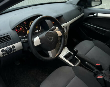 Синій Опель Астра, об'ємом двигуна 1.6 л та пробігом 208 тис. км за 5000 $, фото 5 на Automoto.ua