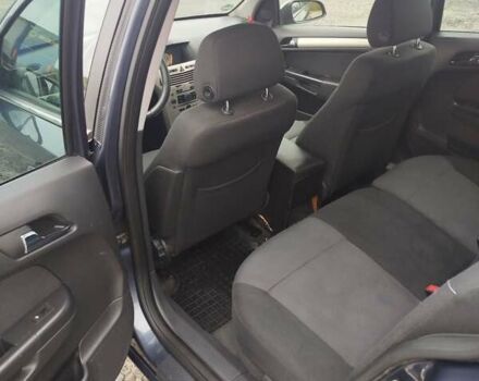 Опель Астра 2008 в Ковель на Automoto.ua Синий Опель Астра, объемом двигателя 1.69 л и пробегом 206 тыс. км за 5350 $, фото 3 на Automoto.ua