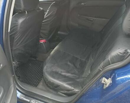 Синий Опель Астра, объемом двигателя 1.7 л и пробегом 330 тыс. км за 4400 $, фото 9 на Automoto.ua