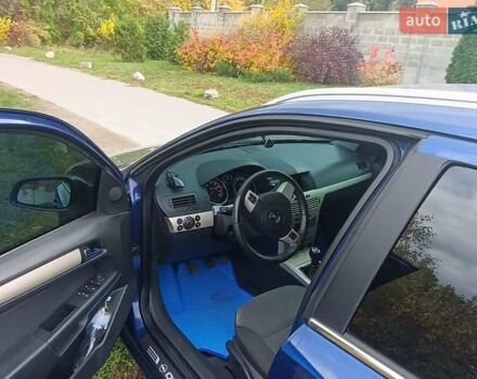 Синий Опель Астра, объемом двигателя 1.6 л и пробегом 230 тыс. км за 5500 $, фото 10 на Automoto.ua