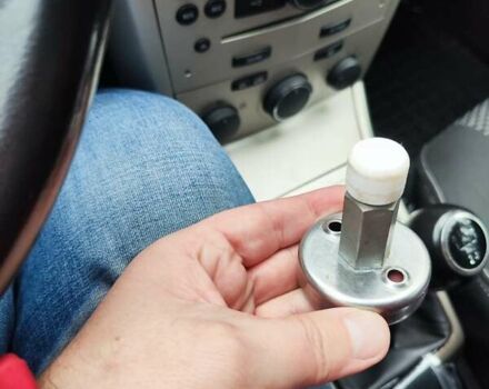 Синий Опель Астра, объемом двигателя 1.6 л и пробегом 187 тыс. км за 6000 $, фото 48 на Automoto.ua