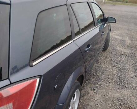 Опель Астра 2008 в Ковель на Automoto.ua Синий Опель Астра, объемом двигателя 1.69 л и пробегом 206 тыс. км за 5350 $, фото 4 на Automoto.ua