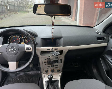 Синій Опель Астра, об'ємом двигуна 1.91 л та пробігом 270 тис. км за 5300 $, фото 12 на Automoto.ua