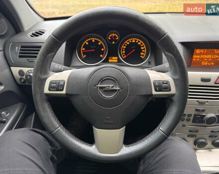 Синий Опель Астра, объемом двигателя 1.69 л и пробегом 354 тыс. км за 5200 $, фото 14 на Automoto.ua