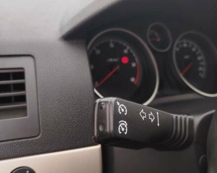 Синій Опель Астра, об'ємом двигуна 1.7 л та пробігом 206 тис. км за 5600 $, фото 10 на Automoto.ua