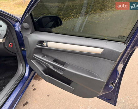 Синий Опель Астра, объемом двигателя 1.69 л и пробегом 354 тыс. км за 5200 $, фото 21 на Automoto.ua