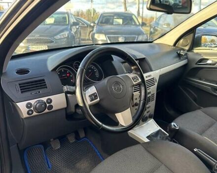 Синий Опель Астра, объемом двигателя 1.69 л и пробегом 257 тыс. км за 5800 $, фото 16 на Automoto.ua