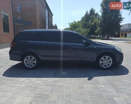 Синий Опель Астра, объемом двигателя 1.69 л и пробегом 310 тыс. км за 5100 $, фото 3 на Automoto.ua