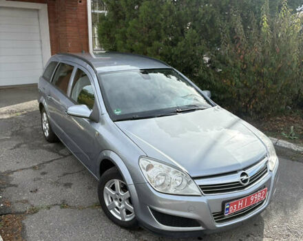Синий Опель Астра, объемом двигателя 1.6 л и пробегом 240 тыс. км за 5400 $, фото 4 на Automoto.ua