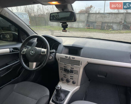 Синий Опель Астра, объемом двигателя 1.69 л и пробегом 354 тыс. км за 5000 $, фото 19 на Automoto.ua