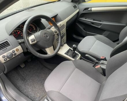 Синий Опель Астра, объемом двигателя 1.8 л и пробегом 230 тыс. км за 5500 $, фото 7 на Automoto.ua