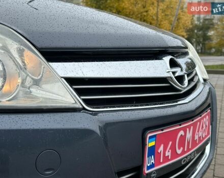 Синий Опель Астра, объемом двигателя 1.6 л и пробегом 210 тыс. км за 5500 $, фото 21 на Automoto.ua