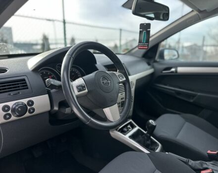 Синий Опель Астра, объемом двигателя 1.4 л и пробегом 122 тыс. км за 5500 $, фото 5 на Automoto.ua