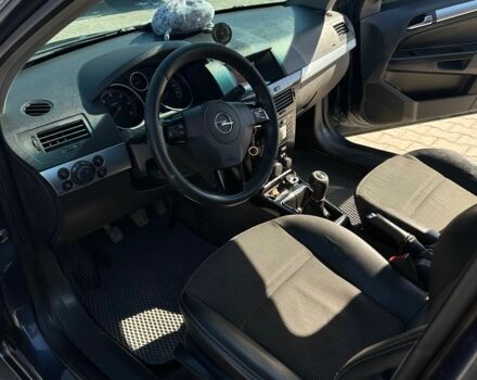 Синий Опель Астра, объемом двигателя 1.7 л и пробегом 2 тыс. км за 5600 $, фото 5 на Automoto.ua