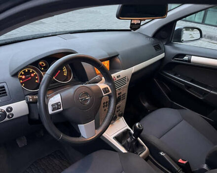 Синій Опель Астра, об'ємом двигуна 1.6 л та пробігом 184 тис. км за 6000 $, фото 27 на Automoto.ua