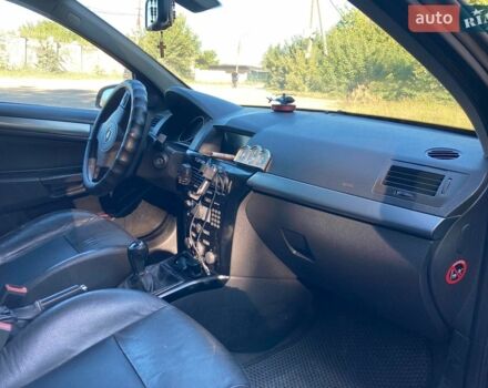 Синий Опель Астра, объемом двигателя 1.69 л и пробегом 290 тыс. км за 5400 $, фото 19 на Automoto.ua