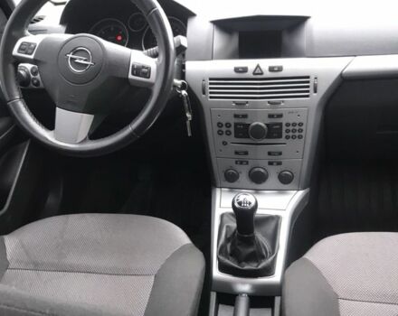 Синий Опель Астра, объемом двигателя 1.7 л и пробегом 262 тыс. км за 4999 $, фото 7 на Automoto.ua